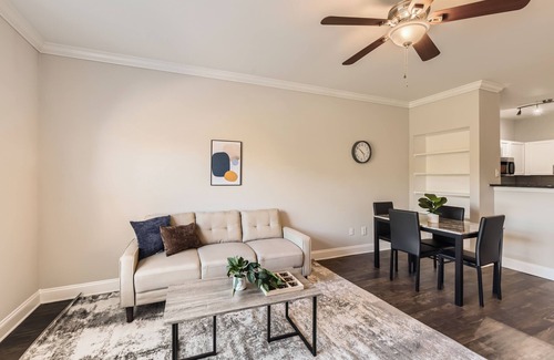 Old Fourth Ward Appartement | Crest at Midtown 1413 l 1 Bedroom 1 Bathroom