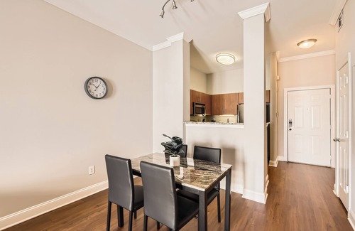 Old Fourth Ward Appartement | Crest at Midtown 4514 l 1 Bedroom 1 Bathroom