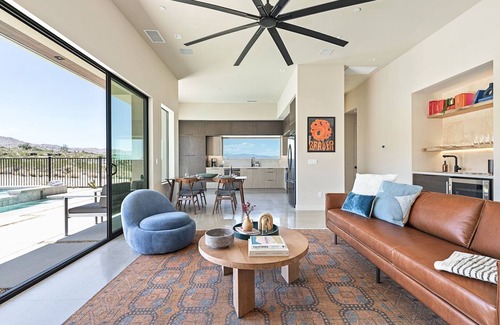 Panorama Heights Maison | Crest B at Panorama Villas by Fieldtrip | Luxury 2br retreat w pool