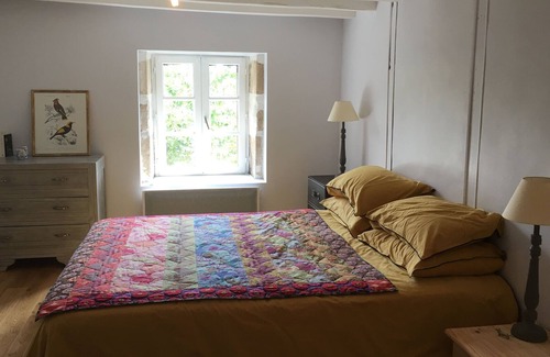 Bussiere-Dunoise Maison | Cottage creusois dans un jardin de poëte