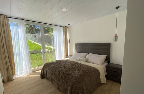 Tronadora Appartement | Cristal #1, Modern Monteverde home in harmony with nature!