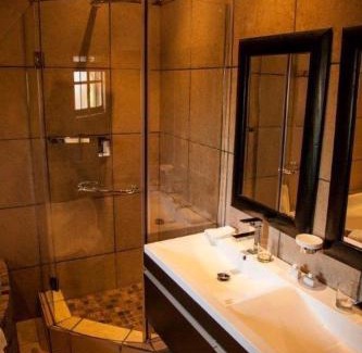 Dullstroom Hôtel | Critchley Hackle