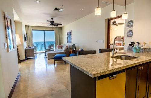 Barrio Los Faroles Hôtel | Crocs Resort & Casino