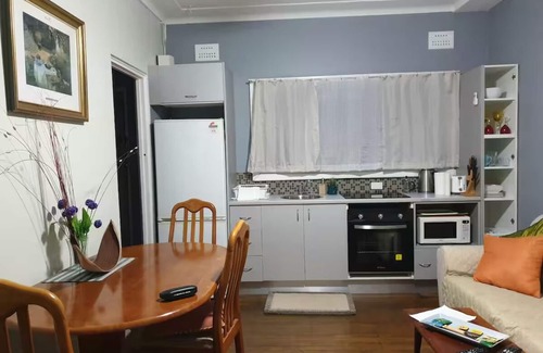 Cronulla Appartement | Cronulla - Charming, Quiet 1 Bedroom Apartment