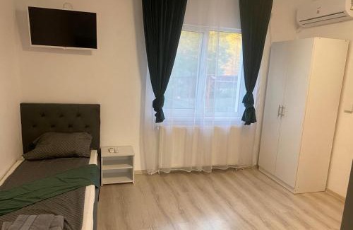 Resita Hôtel | Crosi Home