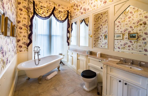 Glasgow Hôtel | Crossbasket Castle Hotel & Restaurant