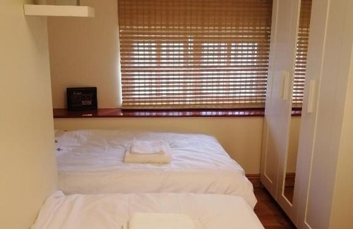 Mount Nugent Maison | Crover Cottage Twin Room with Lake View