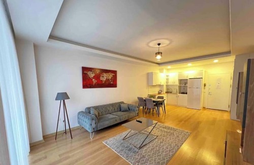 Esenyurt Maison | Crown Château/Spacius House/Free Parking Garage