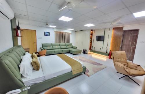 Dhaka Division Hôtel | Crown Euro Inn Hotel and Resort
