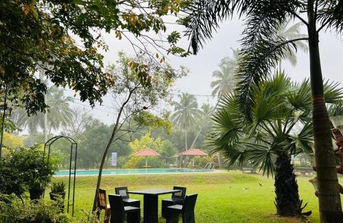 Nattandiya Hôtel | Crown Holiday Village near Marawila