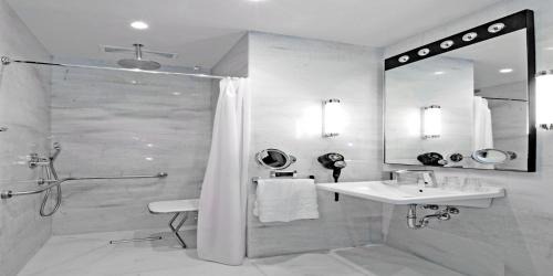 Nilufer Hôtel | Crowne Plaza Bursa Convention Center & Thermal Spa by IHG
