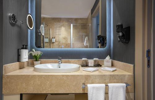 Sekerpinar Hôtel | Crowne Plaza - Istanbul Tuzla Viaport Marina by IHG