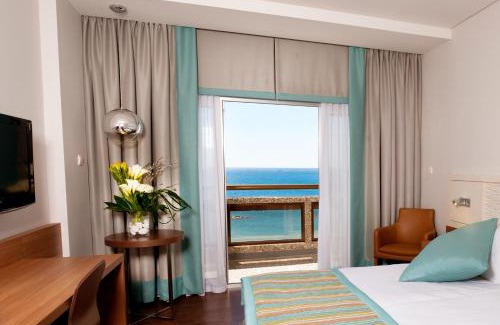 Agios Athanasios Hôtel | Crowne Plaza Limassol by IHG
