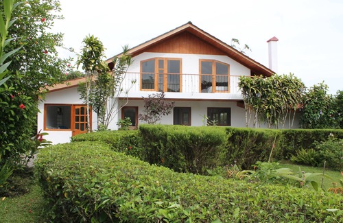 Nuevo Arenal Maison | Il n'y a pas d'autre propriété avec une beauté aussi vaste que cette propriété. Continuer à lire.