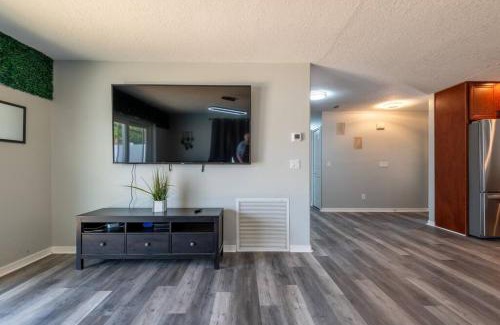 College Green Estates Maison | Cruise-Ready Oasis 15min to Beach & Port Canav & Huge Pool