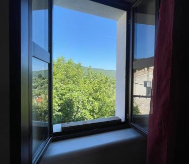 Beli Appartement | Crveni apartman