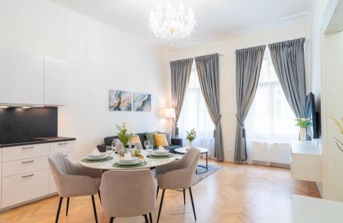 Nove Mesto Appartement | Crystal Apartment in Center of Prague