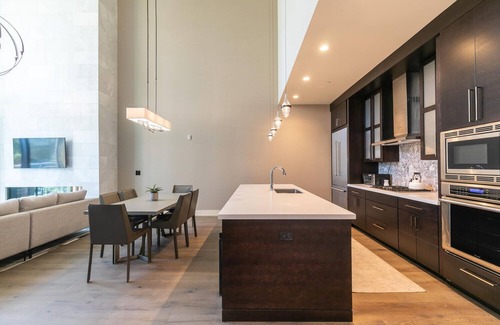 Crystal Bay Copropriété | Crystal Bay Penthouse 301 Community Hot Tub