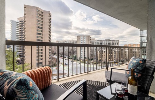 Crystal City Appartement | Crystal City Sleeps 7 Near Metro