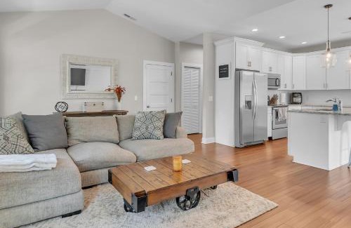 Newport Maison | Crystal Coast Charmer