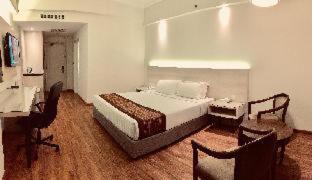Taman Century Hôtel | Crystal Crown Hotel JB