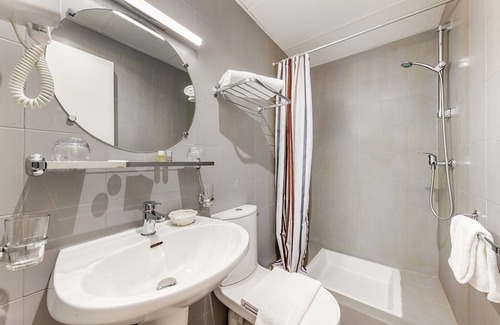 Levallois-Perret Hôtel | Crystal Hotel