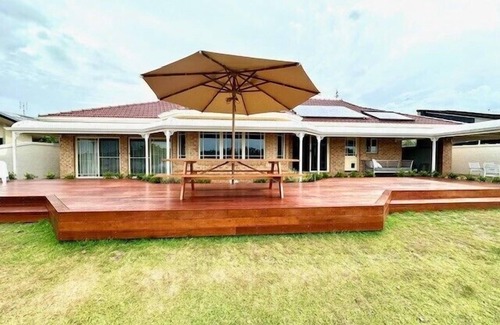 Yamba Maison | Crystal Palms, where every moment is a chance to unwind and embrace the beauty of coastal living.