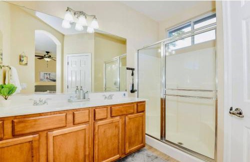 Coldwater Springs Maison | Crystal Suite