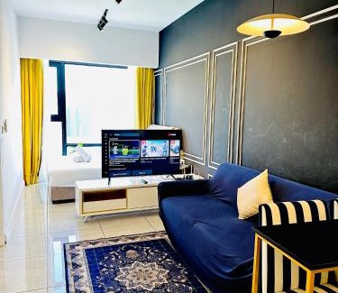 Golden Triangle Appartement | Crystal Suites At Axon Residence