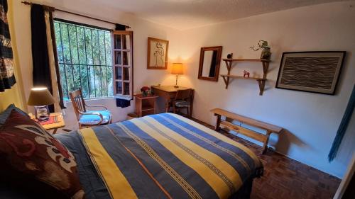 Coyoacan Maison | Cuarto baño sala San Angel cerca de ITAM UNAM Bazar Sábado