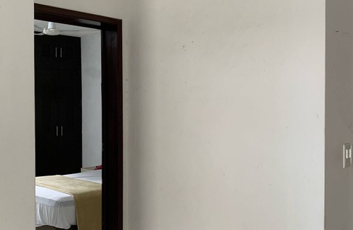 Colonia Campestre Appartement | Cuarto con baño privado / Chambre avec salle de bain privée