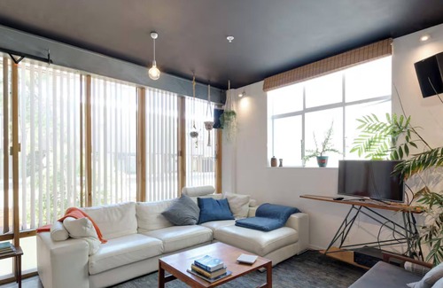 Te Aro Appartement | Cuba Mall Apartment. Perfect short term stay/accommodation.