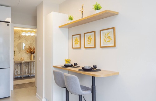 Puerto de la Torre Appartement | Cubo's Andalucia Luxury Malaga Apartment / piscine communautaire / stationnement inclus / terrasse
