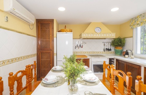 Guillena Cottage | Cubo's Quinta de los Cisnes & minigolf included / piscine privée / wifi gratuit / détente