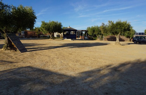 Morata de Tajuna Maison | Cuchifarm accommodation near Warner Bros.