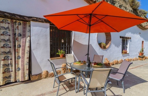 Fonelas Villa | Cuevas La Chumbera - Casa Granado 9pax Fonelas by Ruralidays