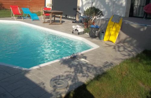 Cugnaux Maison | CUGNAUX Toulouse Metropole OUEST Chambre Privée de Luxe - SDB WC privée Terrasse Piscine Aqua Bike