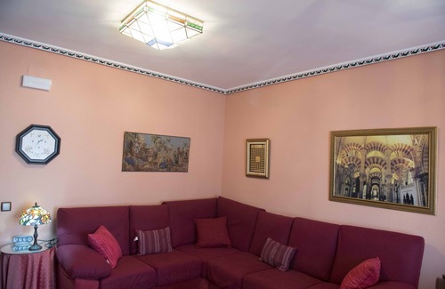 Almagro Copropriété | CULTURES AND COLORS IN ALMAGRO WIFI and private parking. Promotion to Companies