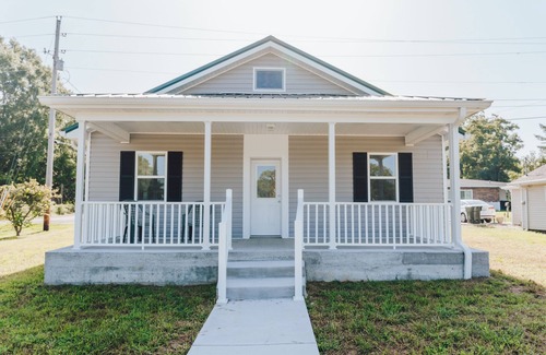 Williamsburg Maison | Cumberland Mountainside Stay (1 Mile from University of the Cumberlands)