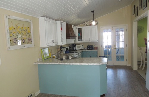 Waupaca Cottage | Cumley's Journeys End sur le magnifique lac McCrossen