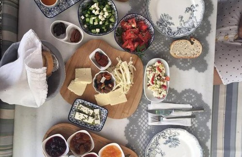 Ayvalik Maison | Cunda Adali Pansiyon