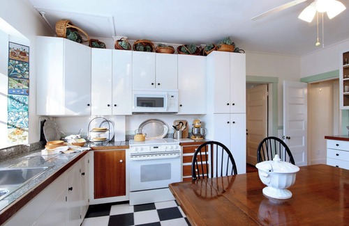 West Falmouth Maison | Curated Spaces for Celebrating Family, Team Building...Just Escaping