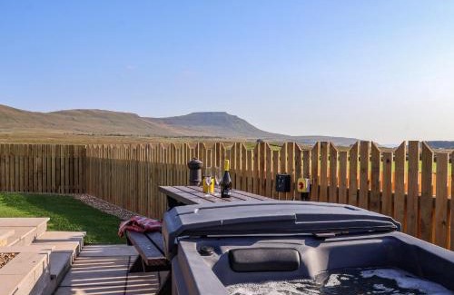 Yockenthwaite Maison | Curlew