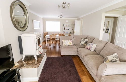Mulranny Cottage | CURRAGH HILL, family friendly in Mulranny, County Mayo