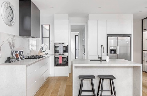 Moonee Ponds Maison | Custom built Designer Indoor Outdoor Urban Oasis
