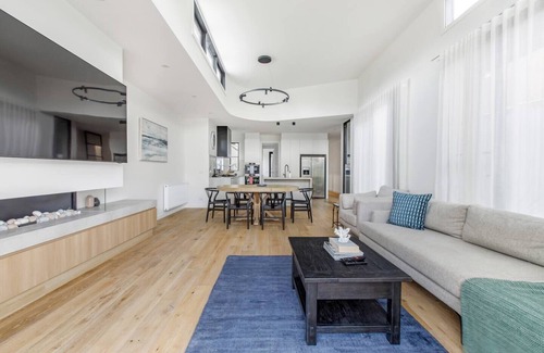 Moonee Ponds Maison | Custom built Designer Indoor Outdoor Urban Oasis