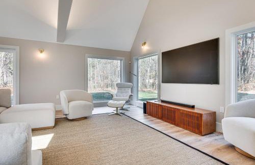 South Eliot Maison | Custom-Built Home Near Piscataqua River!
