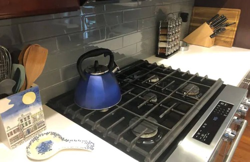 Asbury Park Maison | Custom Comfortable Family-Friendly Asbury Home