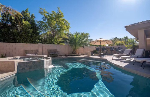Roosevelt Park Maison | Resort Style Living! Moins de 15 minutes de la NFL, de la NCAA, de la NASCAR et de l'entraînement printanier