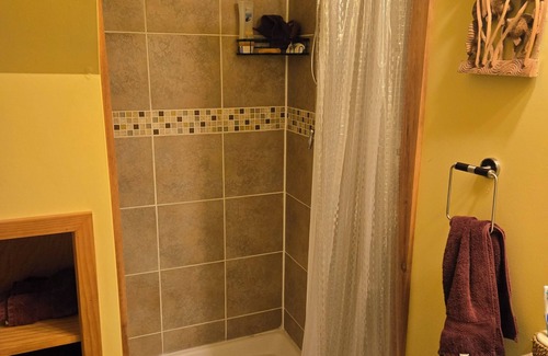 Annapolis Appartement | Custom Studio Efficiency apartment with AC easy accces to Annapolis and USNA.